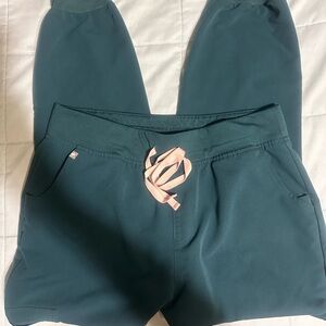 Figs Zamora Caribbean Blue Joggers XL with Pink Drawstring